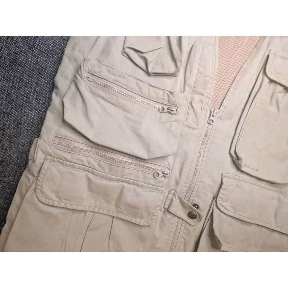 Vintage Woolrich Men's Medium Khaki Vest Vented Photography Fishing Tactical